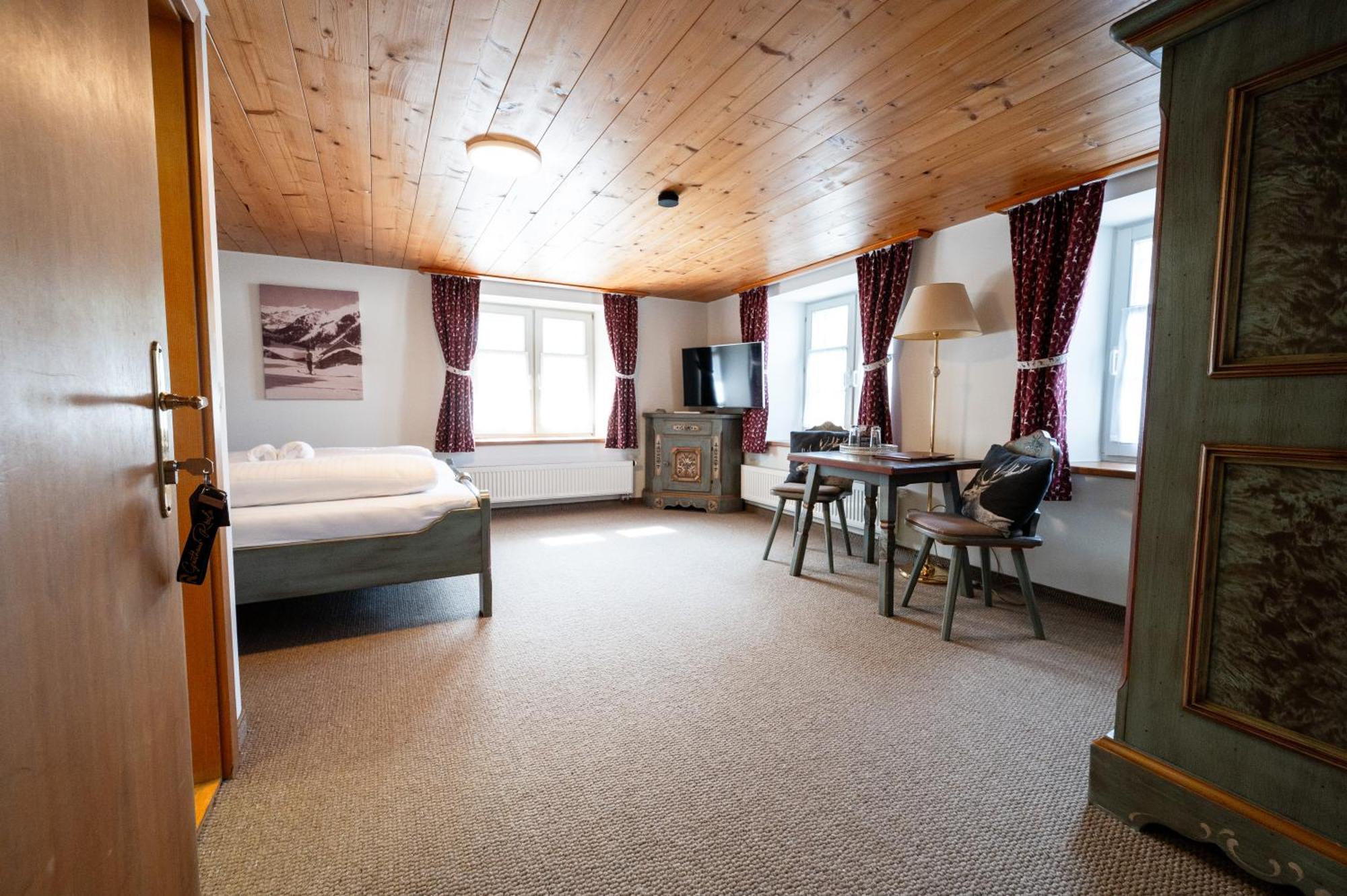 Gasthaus Roessle Nenzing Buitenkant foto